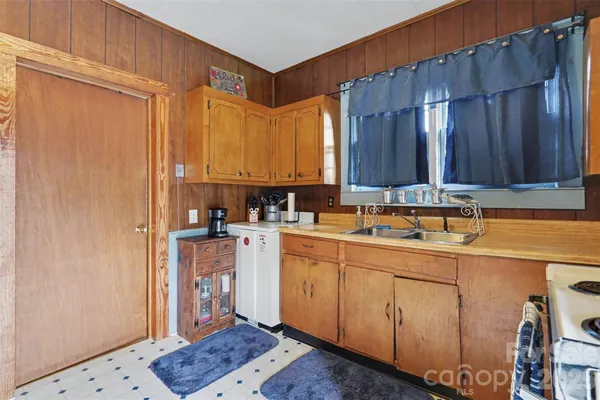 $195,000 | 7 Stowe Street, Lowell, NC 28098