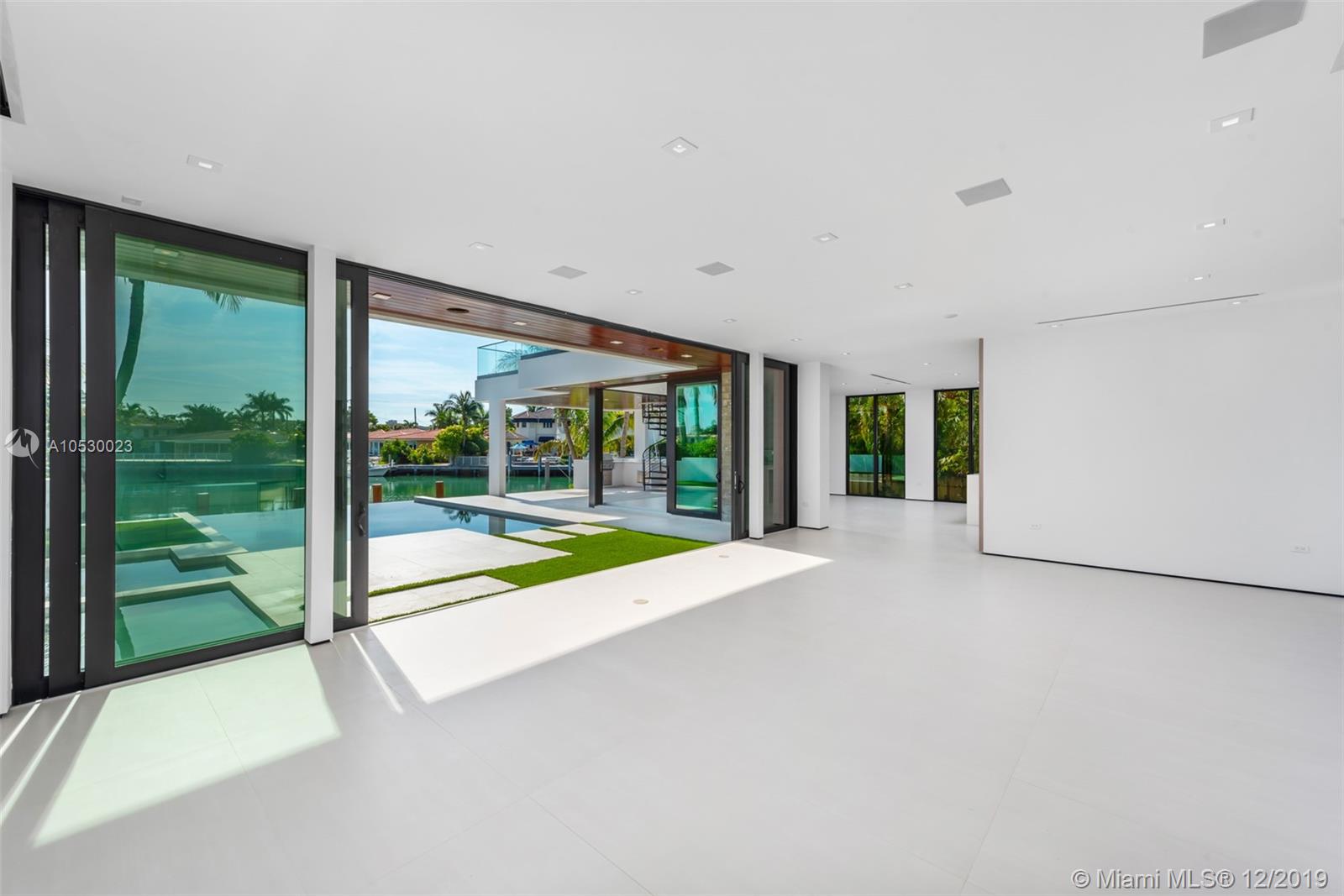 1413 Biscaya Drive Surfside, FL 33154 - Photo 25 of 64