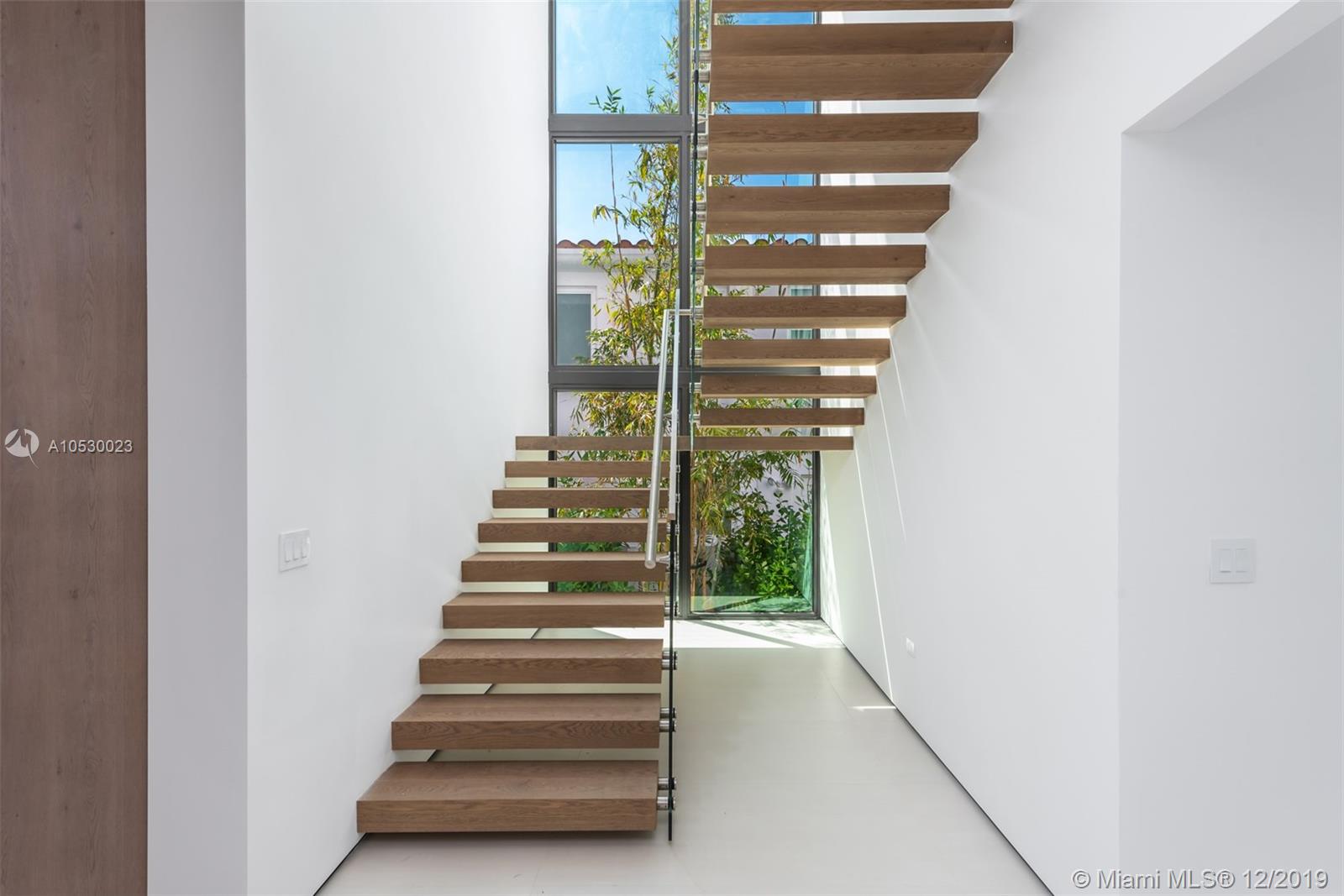 1413 Biscaya Drive Surfside, FL 33154 - Photo 27 of 64