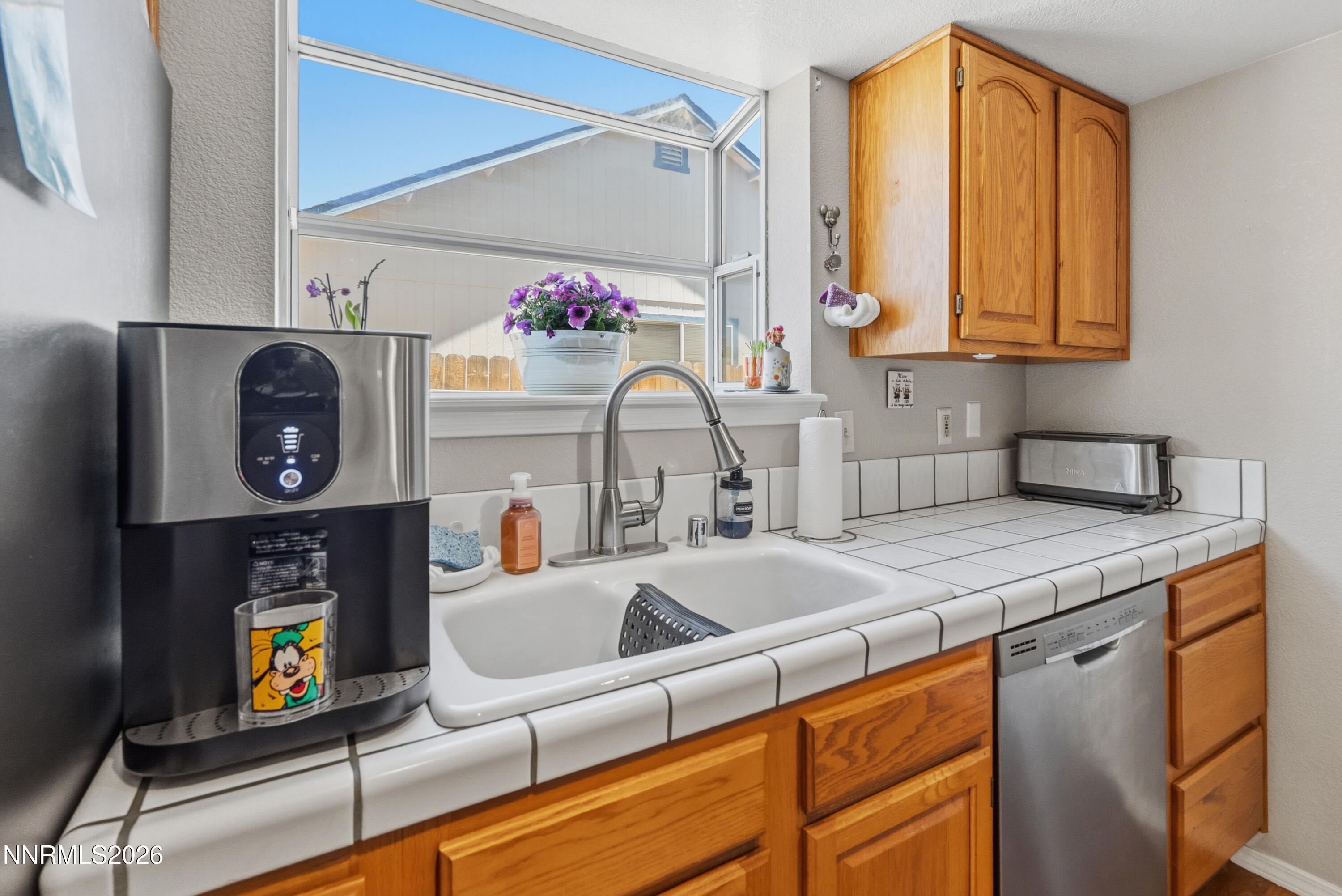 3530 Smoketree Avenue Carson City, NV 89705 - Photo 20 of 42 DSC04084