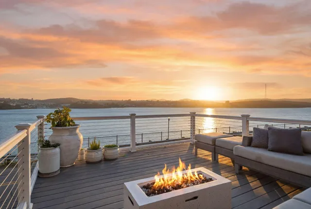 $1,685,000 | 423 Loring Avenue, Crockett, CA 94525