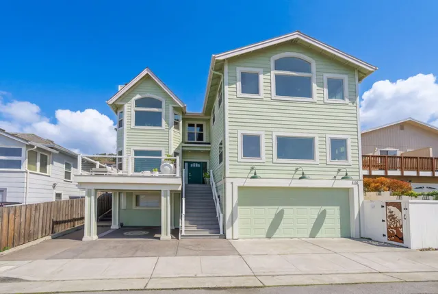 $1,635,000 | 423 Loring Avenue, Crockett, CA 94525