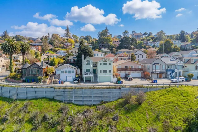 $1,635,000 | 423 Loring Avenue, Crockett, CA 94525