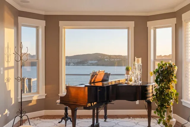 $1,635,000 | 423 Loring Avenue, Crockett, CA 94525