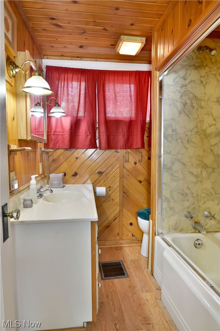 1375 Parkman Road Northwest Warren, OH 44485 - Photo 24 of 35 Gallery Image 24