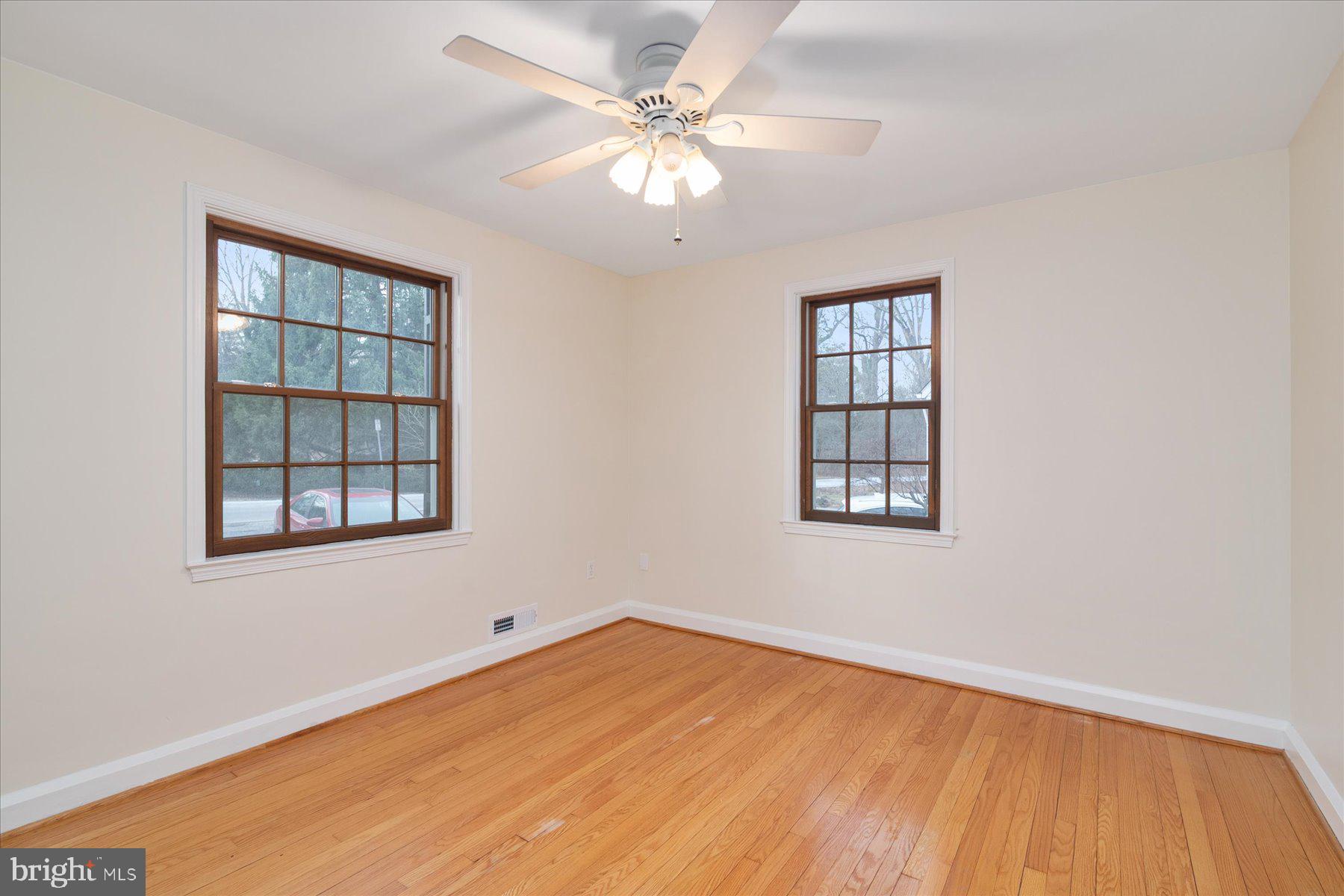 1024 Windsor Road Baltimore, MD 21208 - Photo 16 of 36