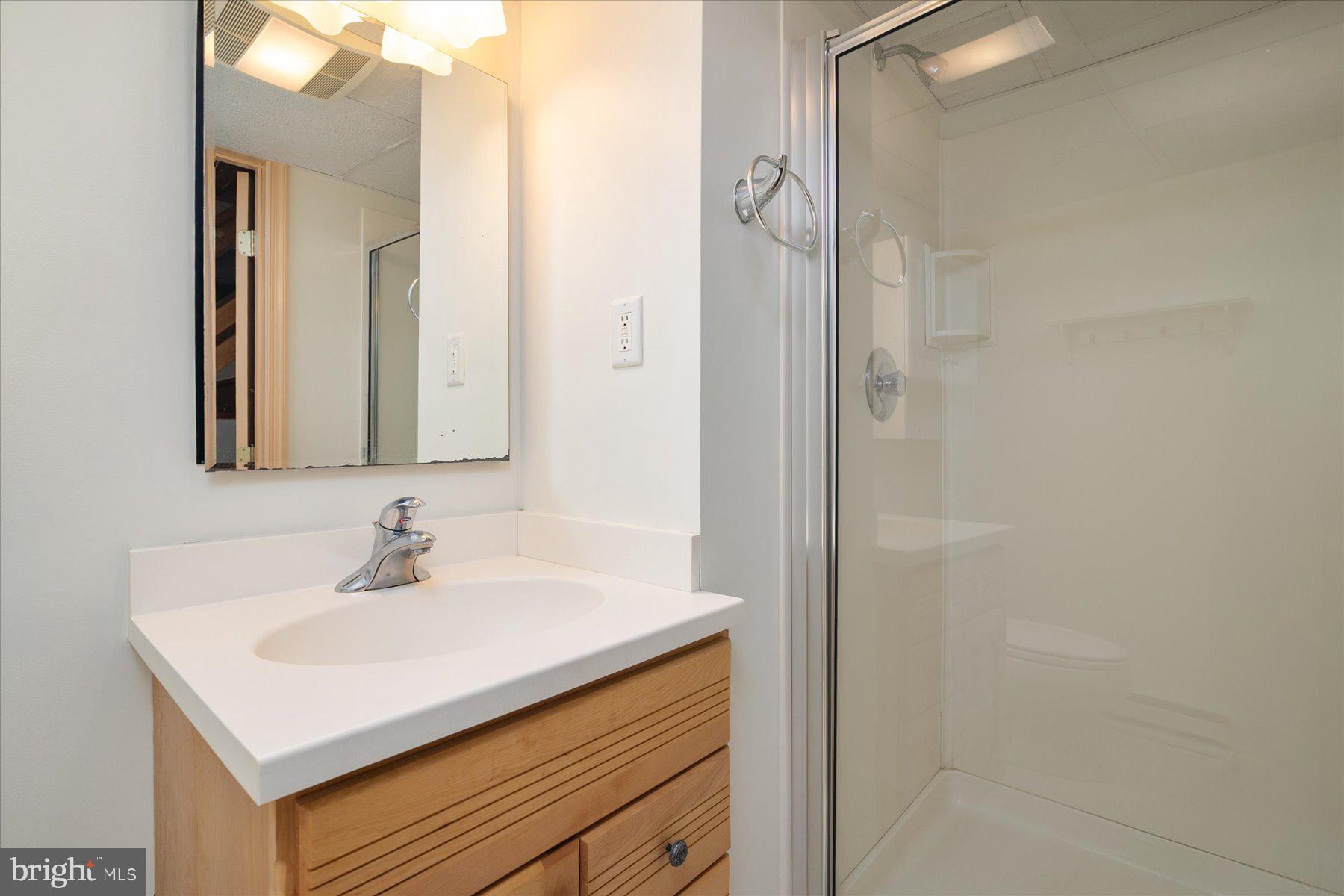 1024 Windsor Road Baltimore, MD 21208 - Photo 29 of 36