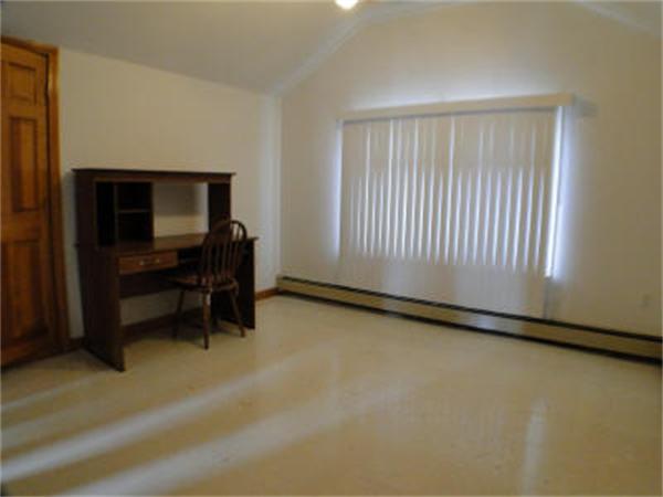 34 Putnam Road Somerville, MA 02145 - Photo 17 of 21 Gallery Image 17