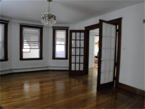34 Putnam Road Somerville, MA 02145 - Photo 5 of 21 Gallery Image 5