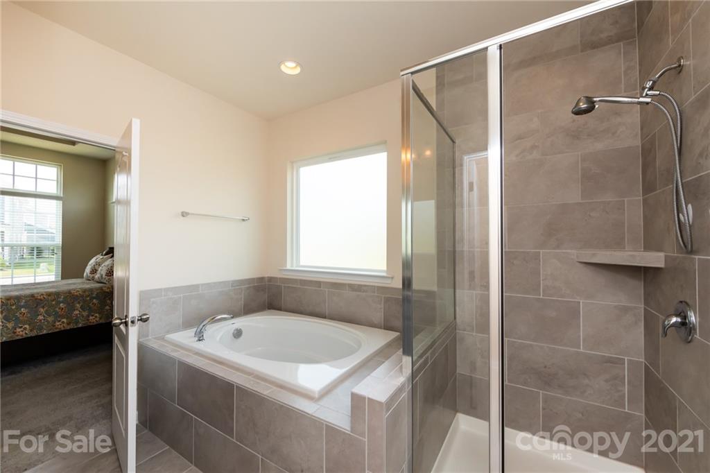 4080 Whittier Lane Tega Cay, SC 29708 - Photo 13 of 38 Gallery Image 13