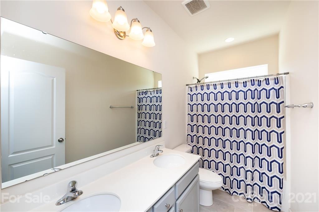 4080 Whittier Lane Tega Cay, SC 29708 - Photo 25 of 38 Gallery Image 25