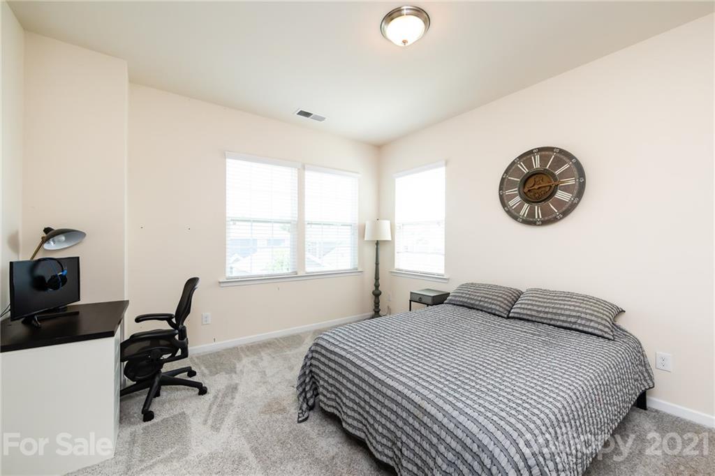 4080 Whittier Lane Tega Cay, SC 29708 - Photo 26 of 38 Gallery Image 26