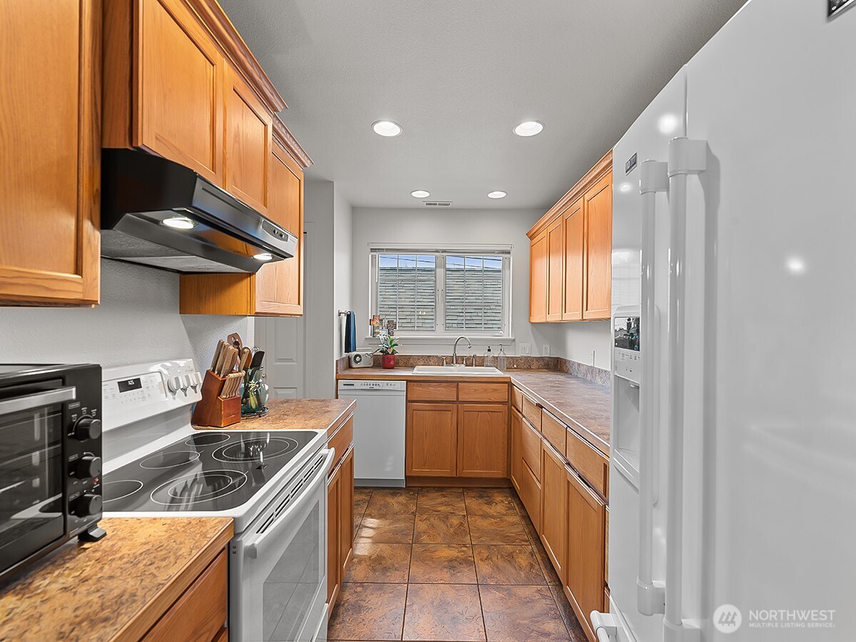 20 South Delaware Avenue, Unit 11 Wenatchee, WA 98801 - Photo 14 of 40