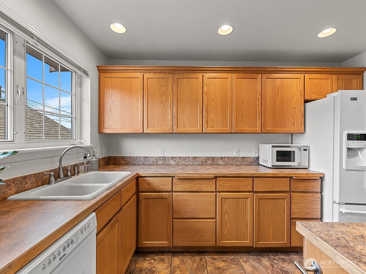 20 South Delaware Avenue, Unit 11 Wenatchee, WA 98801 - Photo 18 of 40