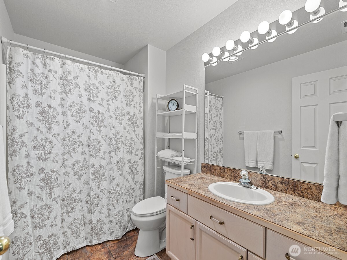 20 South Delaware Avenue, Unit 11 Wenatchee, WA 98801 - Photo 22 of 40