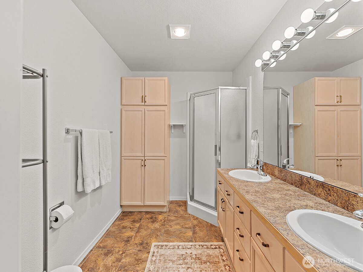 20 South Delaware Avenue, Unit 11 Wenatchee, WA 98801 - Photo 25 of 40