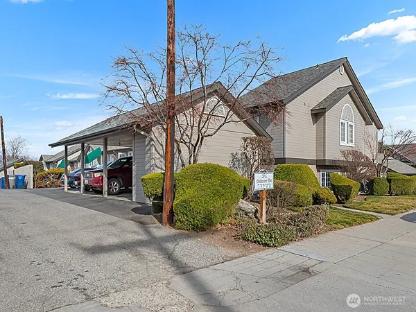 $365,000 | 20 South Delaware Avenue, Unit 11, Wenatchee, WA 98801