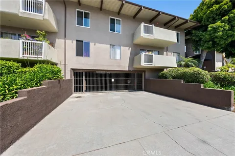 $639,000 | 23930 Los Codona Avenue, Unit 219, Torrance, CA 90505