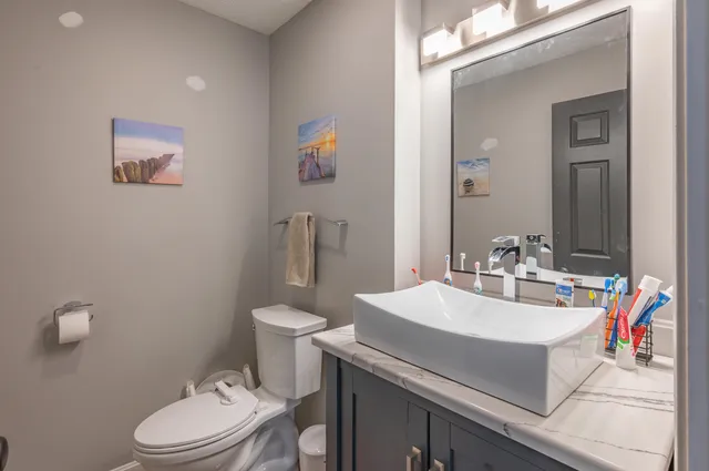 $1,000,000 | 1 Cin-Fre Drive, Hudson, NH 03051