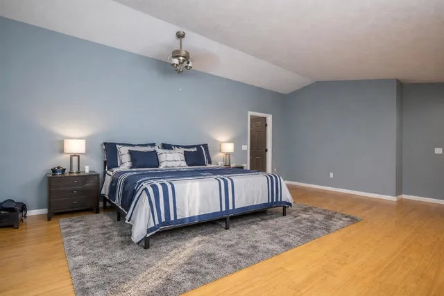 $1,000,000 | 1 Cin-Fre Drive, Hudson, NH 03051