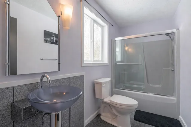 $1,000,000 | 1 Cin-Fre Drive, Hudson, NH 03051