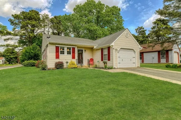 $2,400 | 35 Auburn Street, Manchester Township, NJ 08759