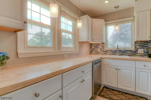 $2,400 | 35 Auburn Street, Manchester Township, NJ 08759