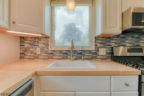 $2,400 | 35 Auburn Street, Manchester Township, NJ 08759