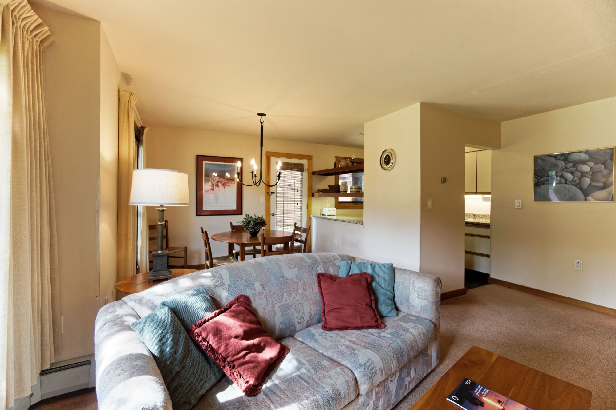 528 East Mountain Road, Unit 55 Killington, VT 05751 - Photo 7 of 25 Gallery Image 7