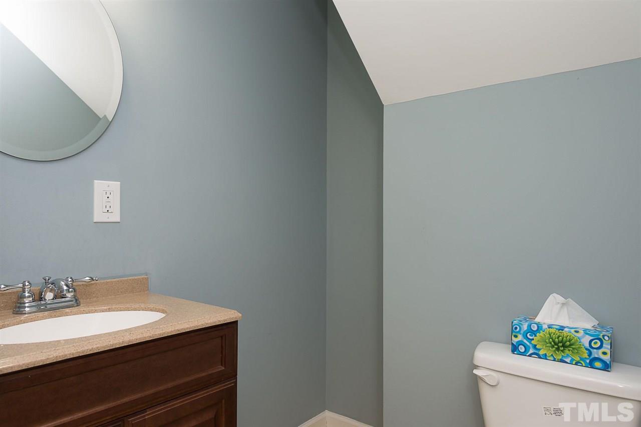 2522 Noble Road Raleigh, NC 27608 - Photo 4 of 13
