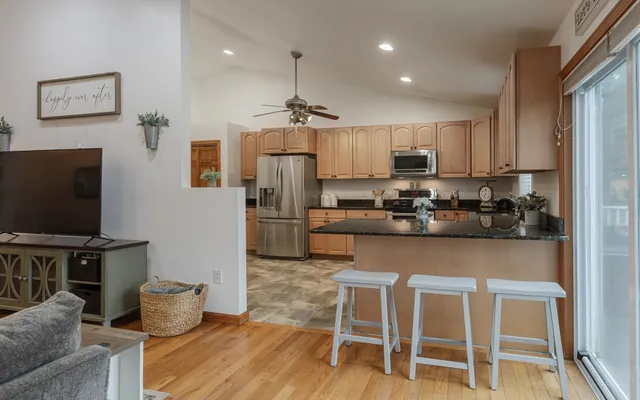 $475,000 | 430 Huckle Hill Road, Vernon, VT 05354