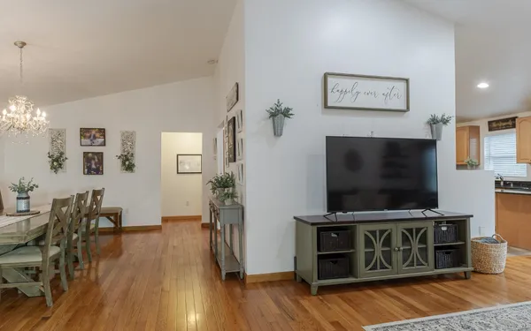 $468,000 | 430 Huckle Hill Road, Vernon, VT 05354