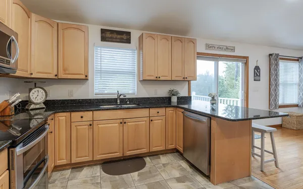 $468,000 | 430 Huckle Hill Road, Vernon, VT 05354