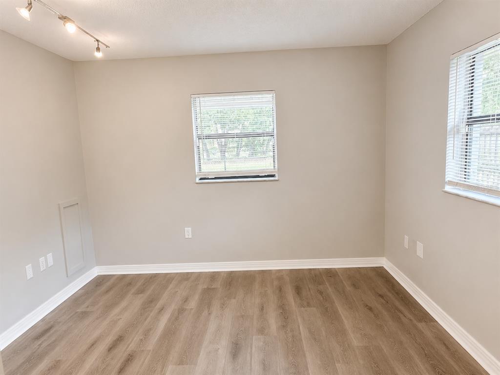 2013 Kamensky Road Clearwater, FL 33763 - Photo 7 of 27