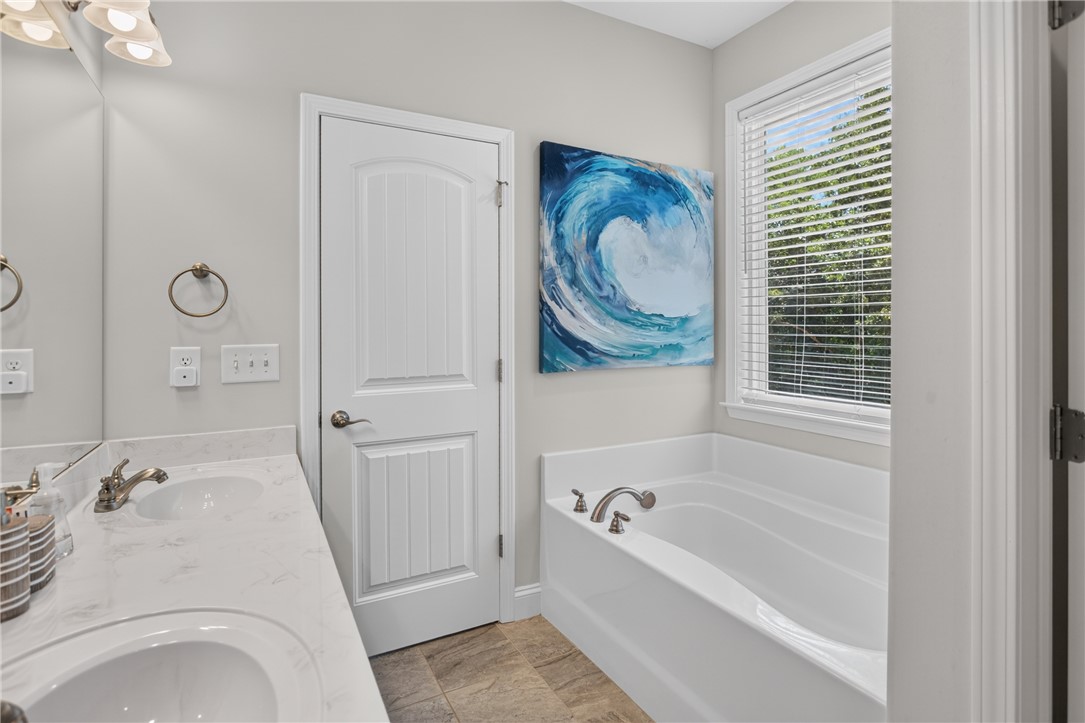 711 Barnes Road Seneca, SC 29672 - Photo 19 of 34 Gallery Image 19