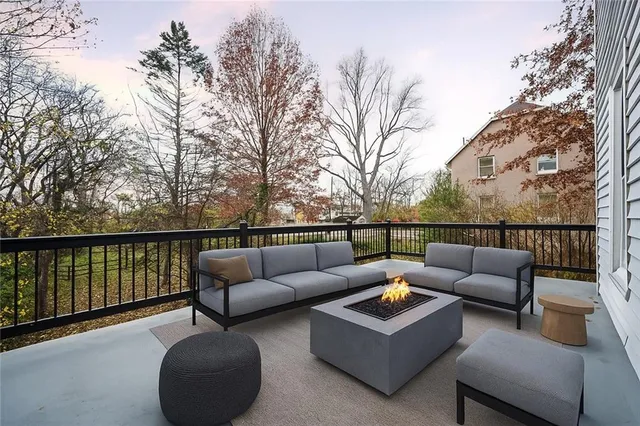 $470,000 | 928 Washington Avenue, Oakmont, PA 15139