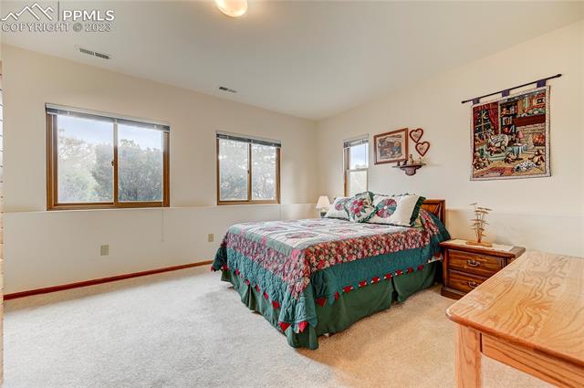 5870 Wilson Road Colorado Springs, CO 80919 - Photo 38 of 40