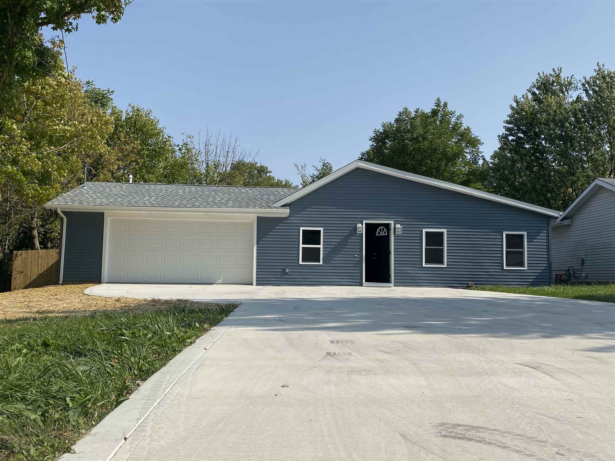 7211 Baer Road Fort Wayne, IN 46809 - Photo 1 of 20