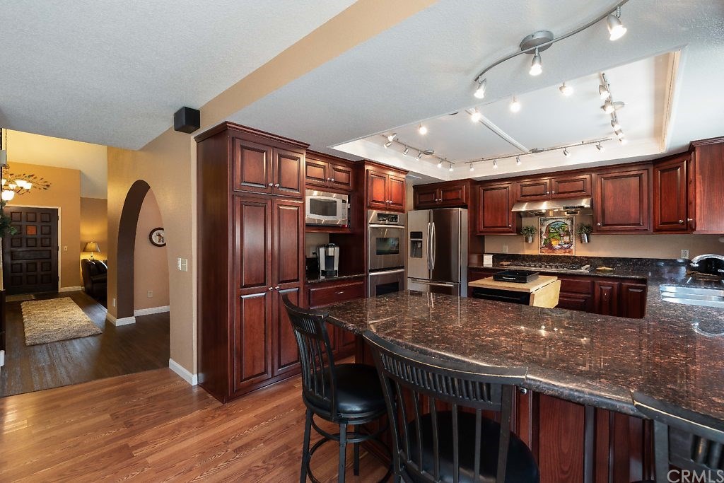 6843 Rycroft Drive Riverside, CA 92506 - Photo 13 of 48 Gallery Image 13