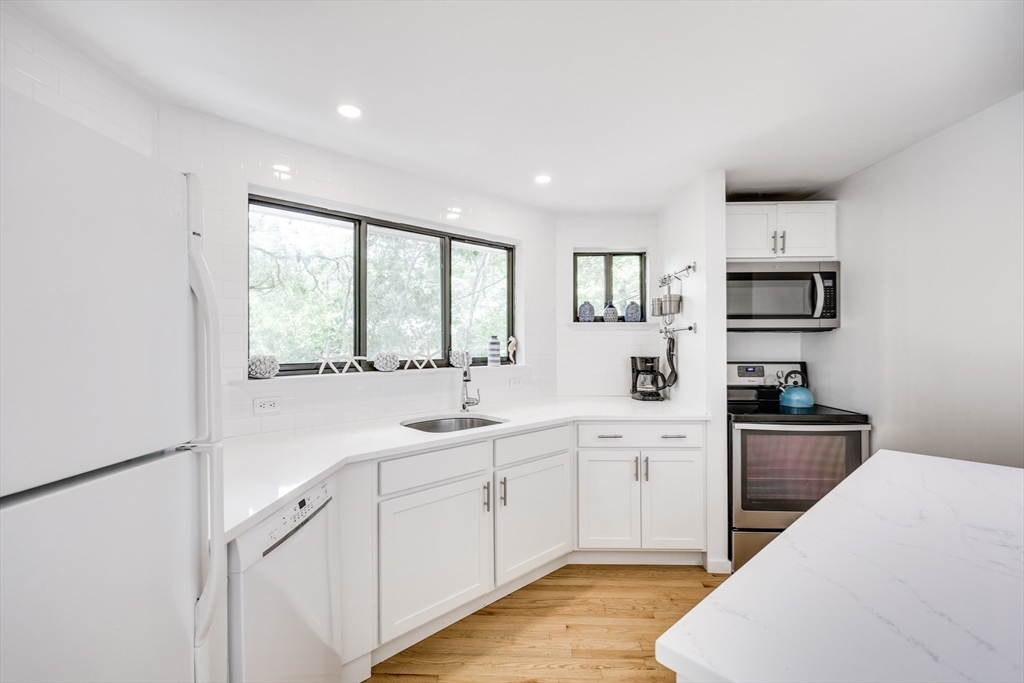 68 Pine Avenue Wellfleet, MA 02667 - Photo 12 of 42