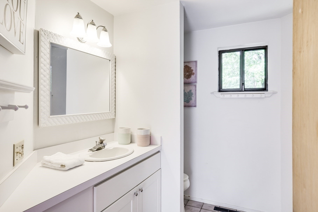 68 Pine Avenue Wellfleet, MA 02667 - Photo 20 of 42