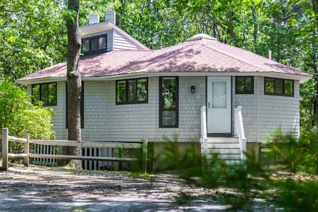 68 Pine Avenue Wellfleet, MA 02667 - Photo 3 of 42