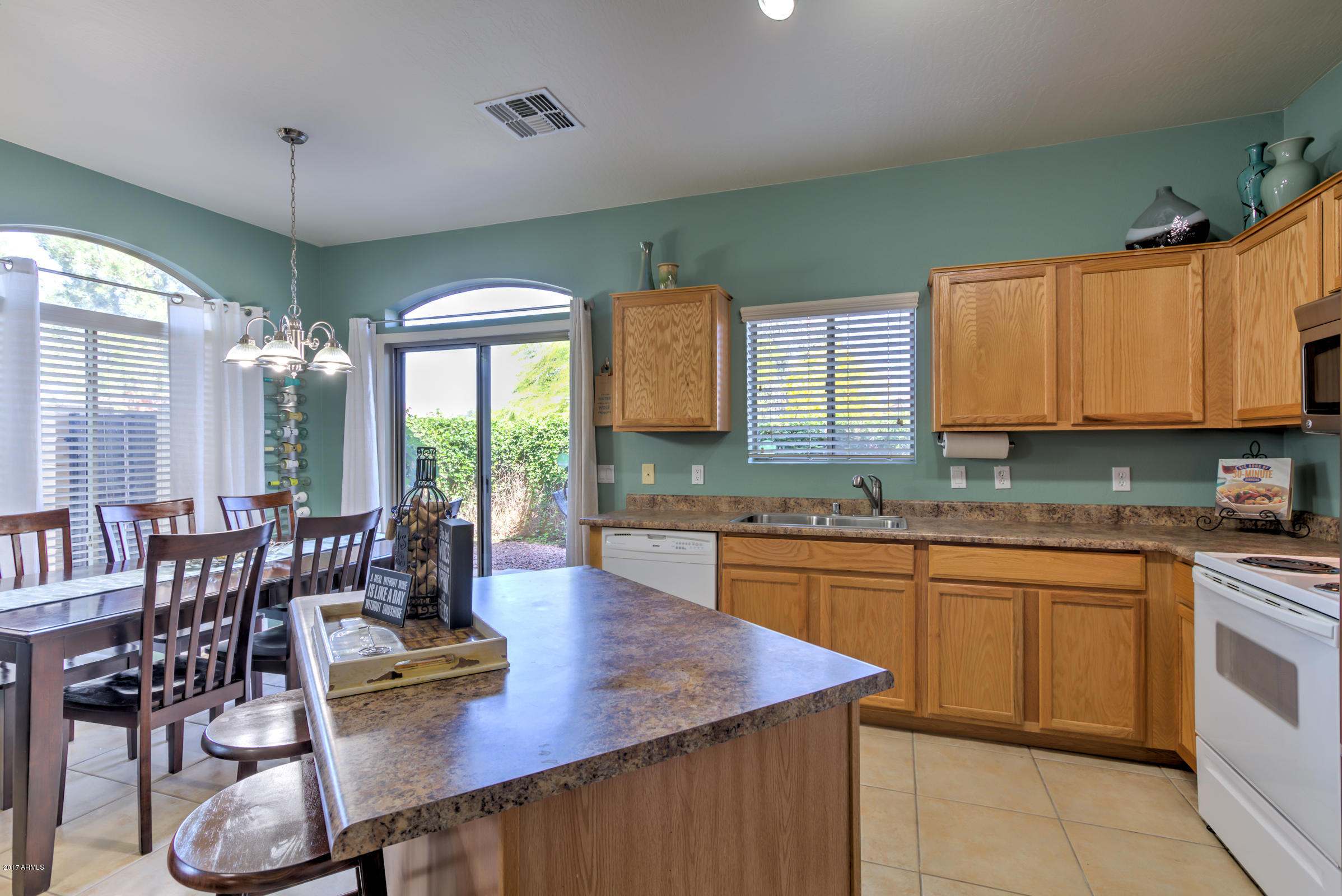 2150 East Bell Road, Unit 1141 Phoenix, AZ 85022 - Photo 15 of 38 2150 E Bell Road #1141-22