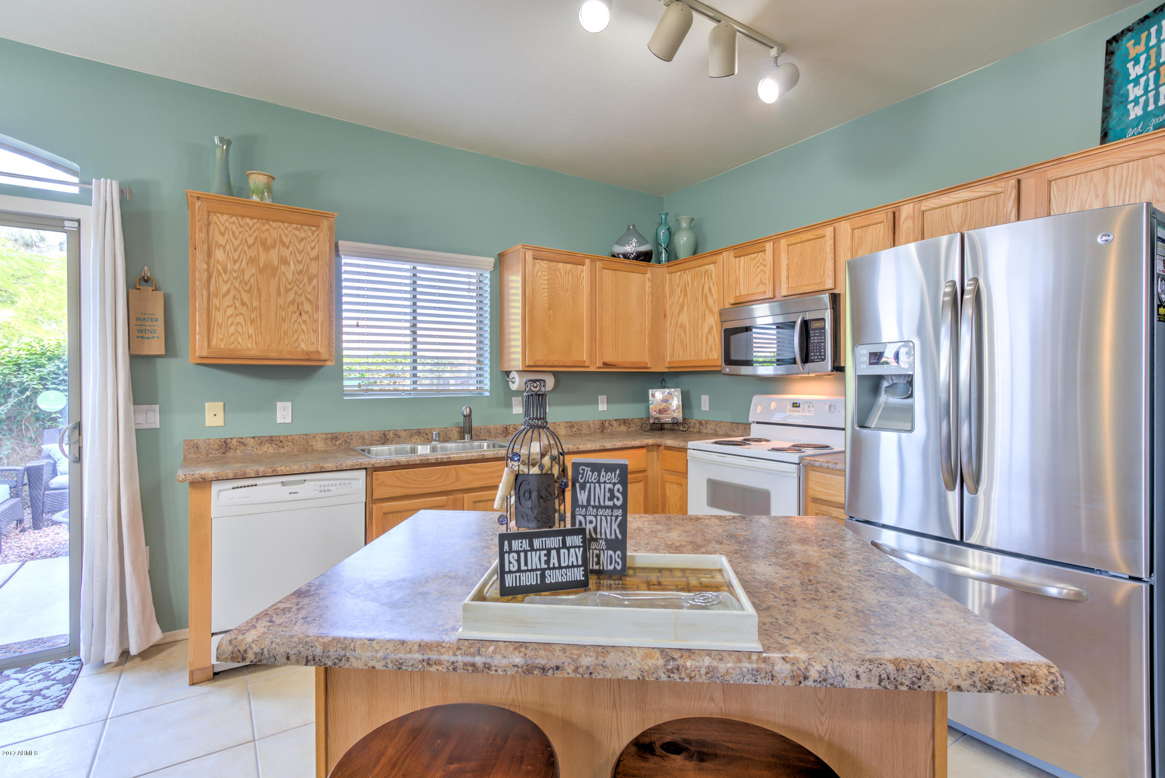 2150 East Bell Road, Unit 1141 Phoenix, AZ 85022 - Photo 16 of 38 2150 E Bell Road #1141-23
