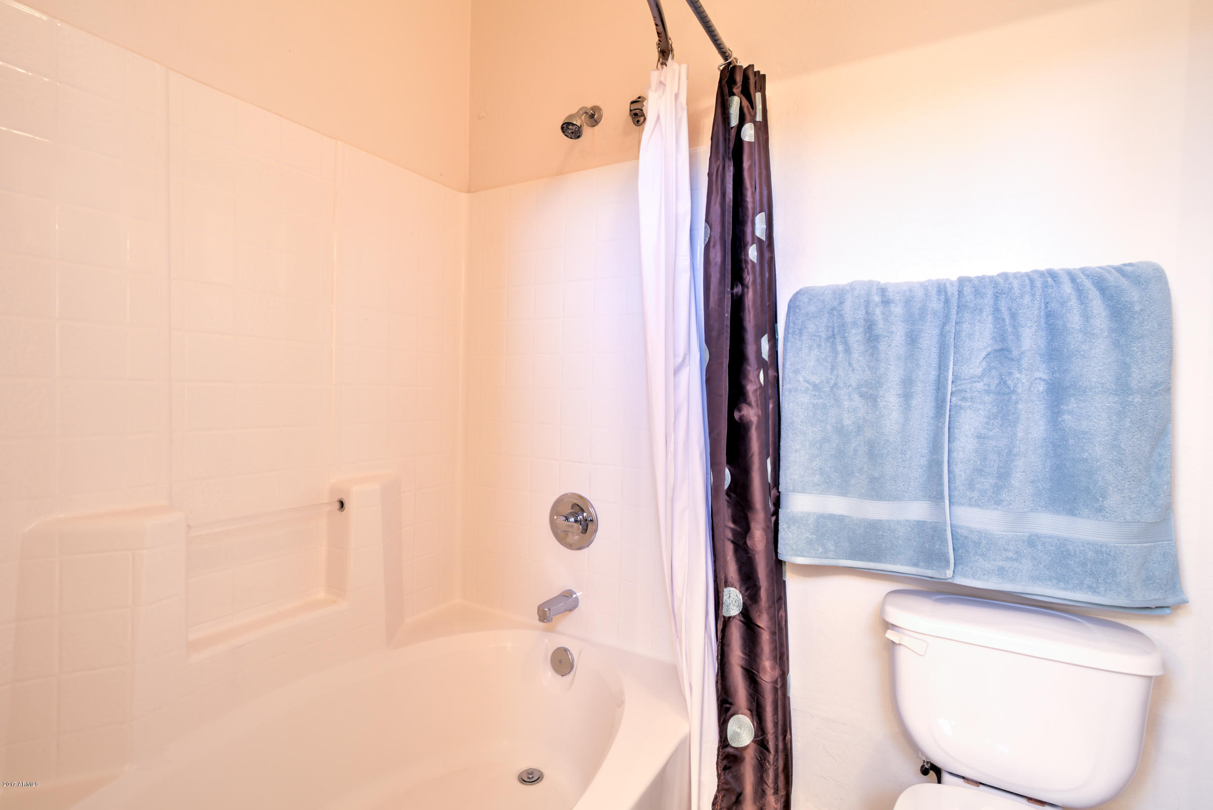 2150 East Bell Road, Unit 1141 Phoenix, AZ 85022 - Photo 33 of 38 2150 E Bell Road #1141-40