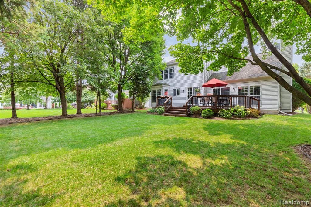 215 Parsons Lane Rochester Hills, MI 48307 - Photo 11 of 40 Gallery Image 11