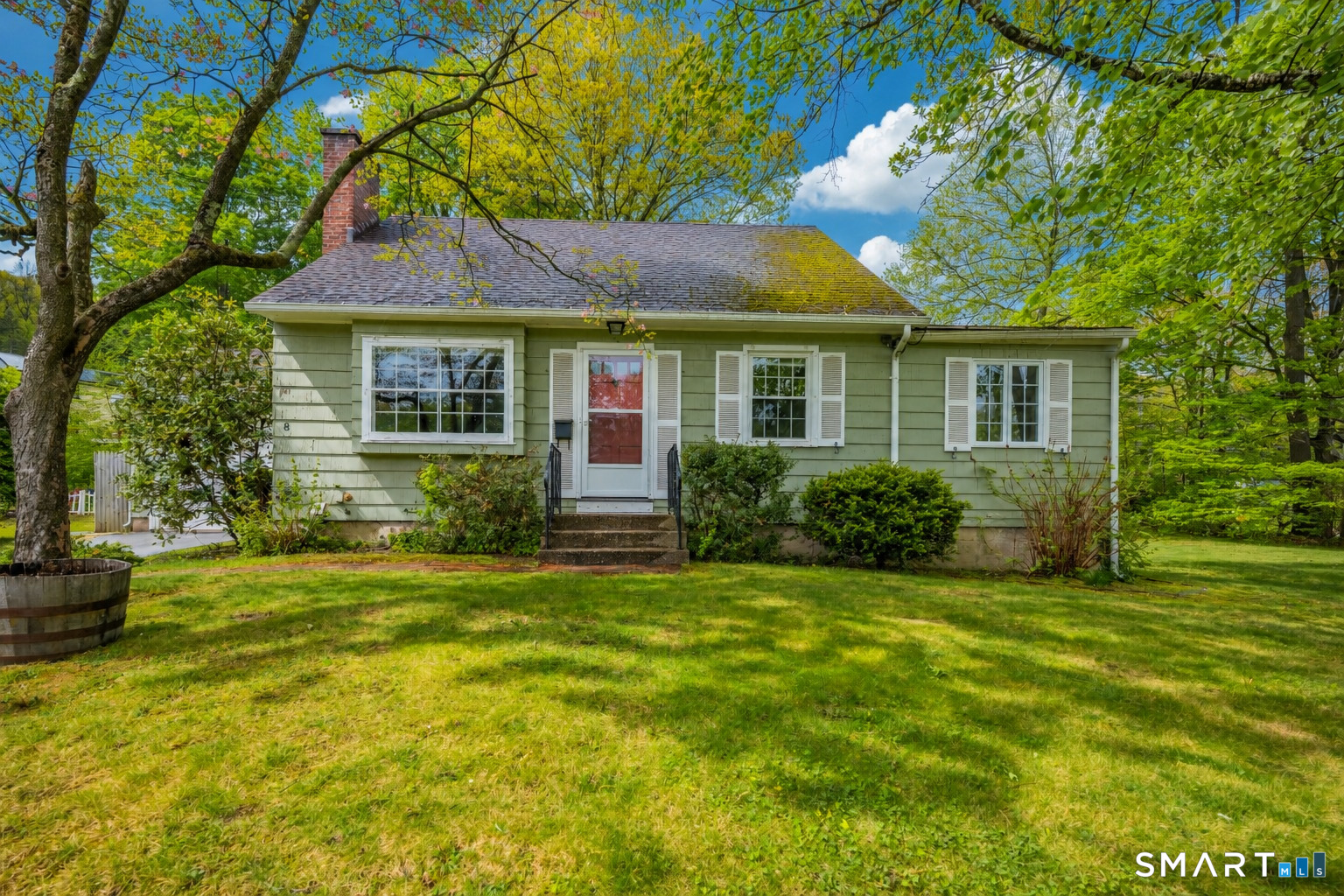 8 Stage Coach Road Bristol, CT 06010 - Photo 1 of 1