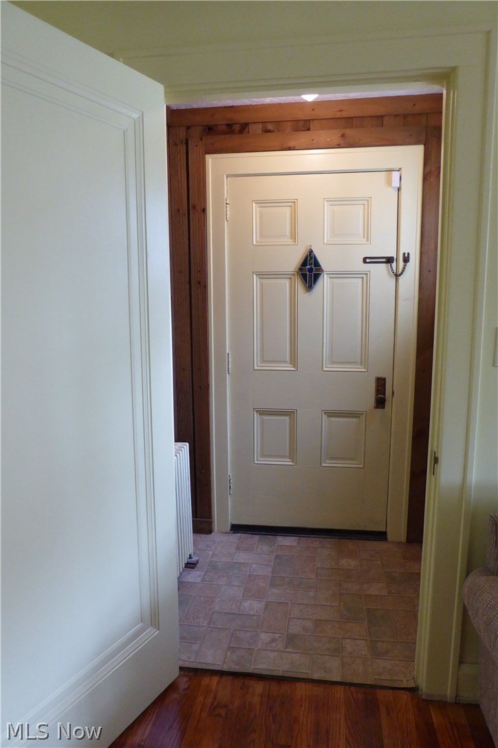496 Babbitt Road Euclid, OH 44123 - Photo 3 of 31 Foyer Entrance - You Can Close this Door for Extra Insulation!