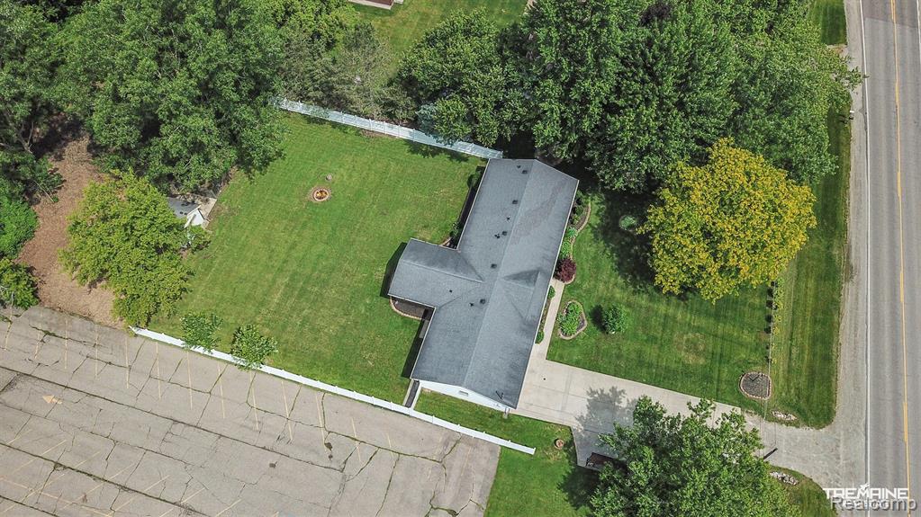 7469 Elms Road Flushing, MI 48433 - Photo 24 of 27