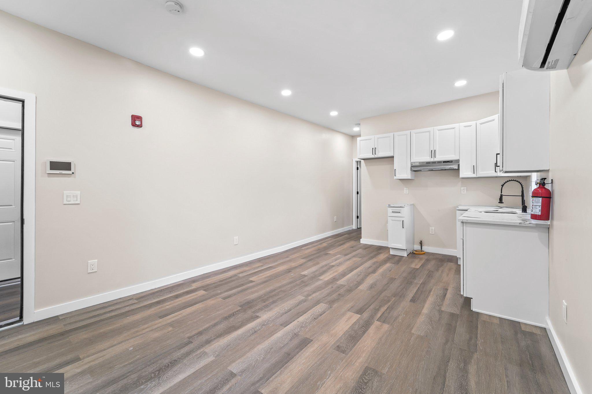 335 Spring Street Trenton, NJ 08618 - Photo 16 of 56